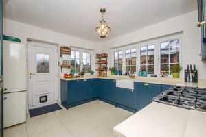 Photo 21- click for photo gallery